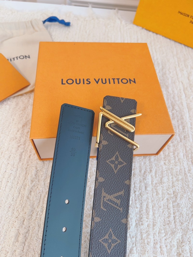 LOUIS VUITTON Belts